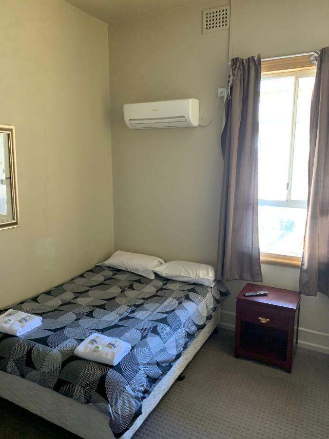 Great Western Hotel Orange Esterno foto
